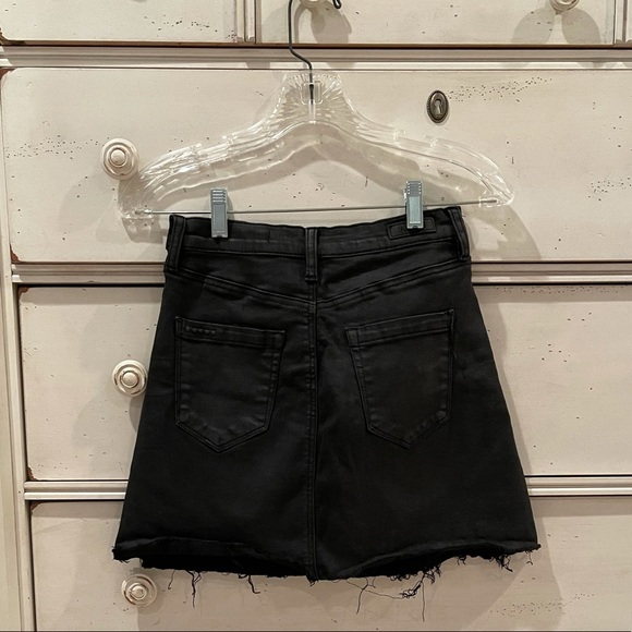 BlankNYC The Jane Mini Skirt - Picture 7 of 8